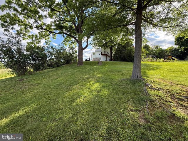 645 N 5TH ST, Hamburg, PA 19526