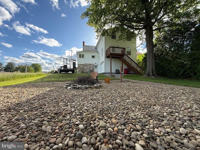 645 N 5TH ST, Hamburg, PA 19526