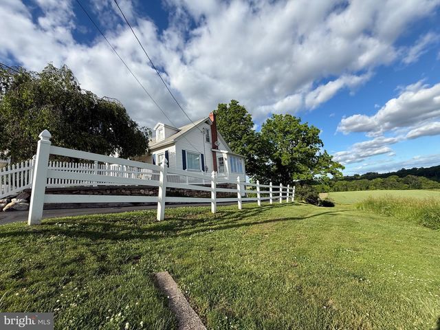 645 N 5TH ST, Hamburg, PA 19526
