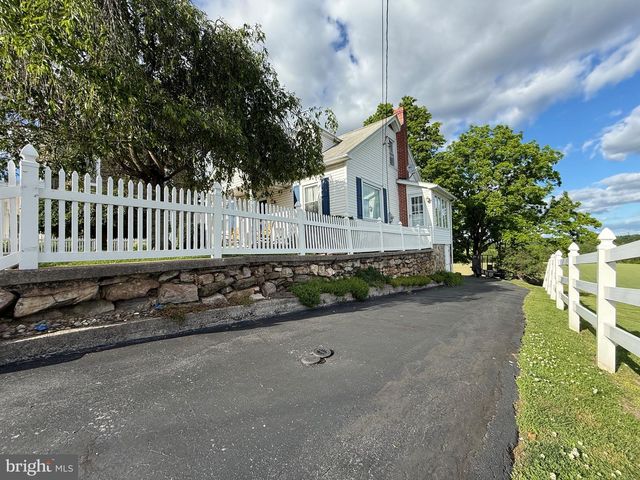 645 N 5TH ST, Hamburg, PA 19526