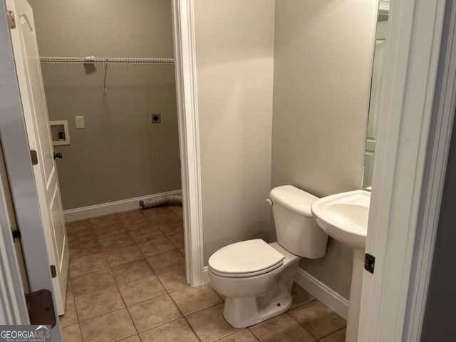 221 Tara Place NE, Milledgeville, GA 31061