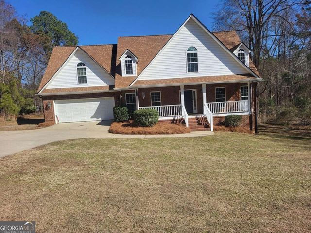 221 Tara Place NE, Milledgeville, GA 31061