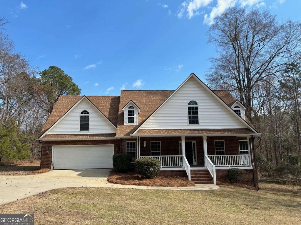221 Tara Place NE, Milledgeville, GA 31061