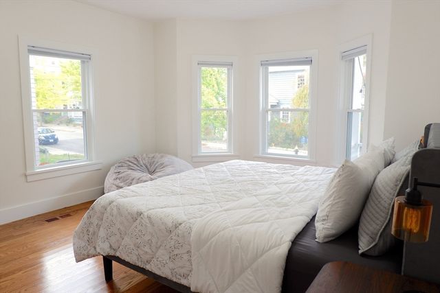 11 Ashmont St 1, Boston, MA 02124