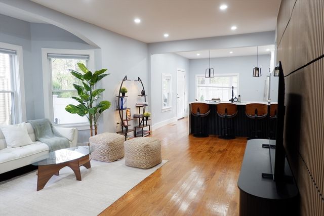 11 Ashmont St 1, Boston, MA 02124