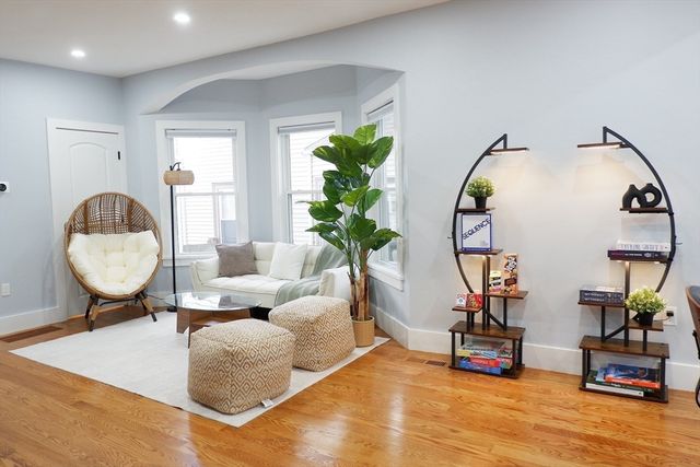 11 Ashmont St 1, Boston, MA 02124