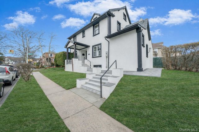 8703 168th Place, Jamaica, NY 11432