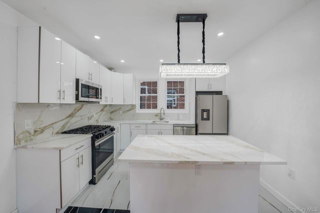 8703 168th Place, Jamaica, NY 11432