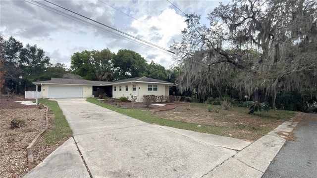 1603 LAKE NETTIE COURT, Eustis, FL 32726