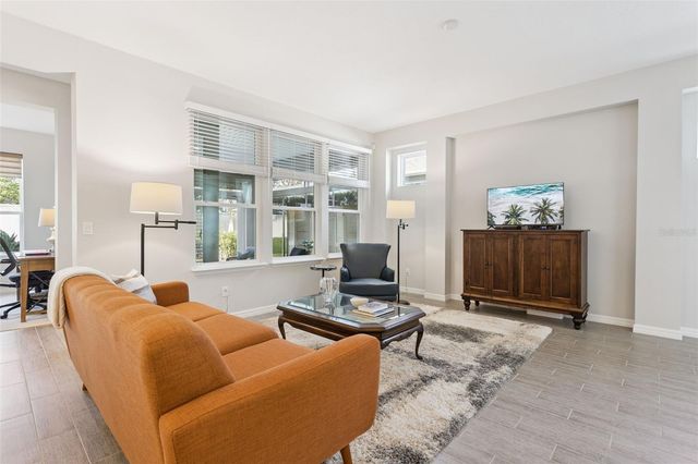 295 SILVER MAPLE ROAD, Groveland, FL 34736