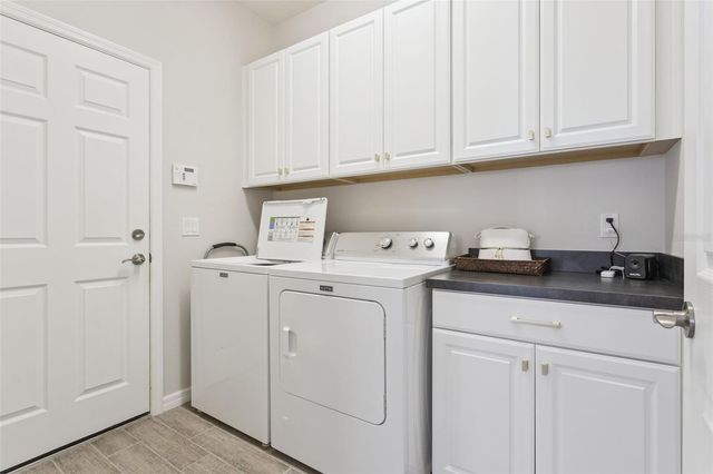 295 SILVER MAPLE ROAD, Groveland, FL 34736