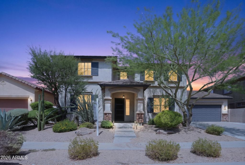 2426 W HORSETAIL Trail, Phoenix, AZ 85085 — exterior