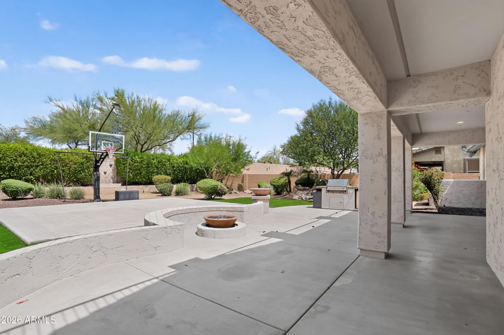 2426 W HORSETAIL Trail, Phoenix, AZ 85085 — photo 4