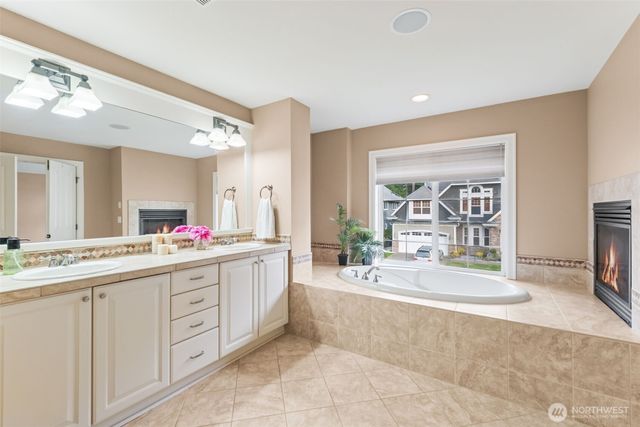 4920 69th Avenue Ct W, University Place, WA 98467