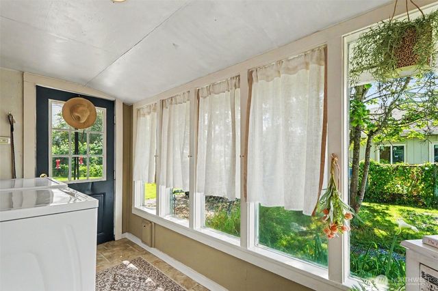 10002 272nd Street NW, Stanwood, WA 98292
