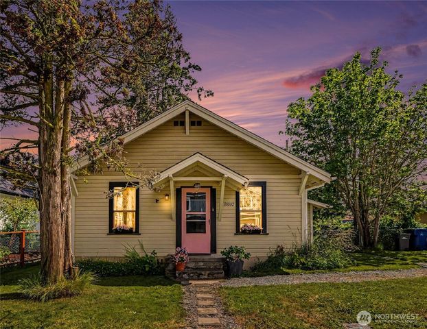 10002 272nd Street NW, Stanwood, WA 98292