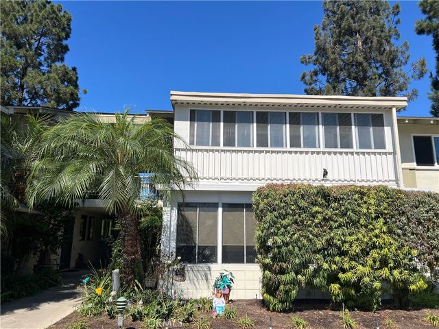 3 Via Castilla U, Laguna Woods, CA 92637