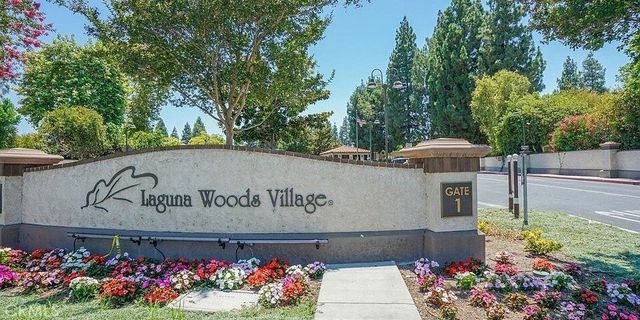 3 Via Castilla U, Laguna Woods, CA 92637