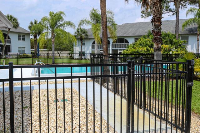 3203 LANDMARK DRIVE 2202, Clearwater, FL 33761
