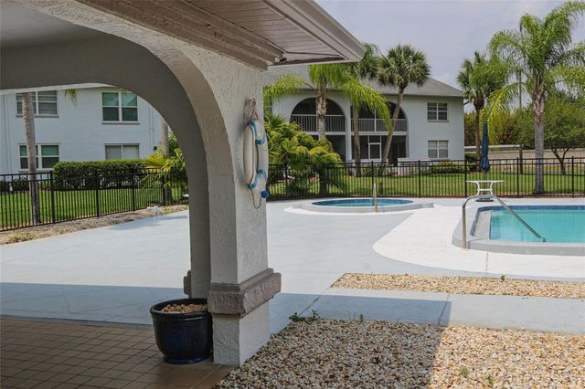 3203 LANDMARK DRIVE 2202, Clearwater, FL 33761