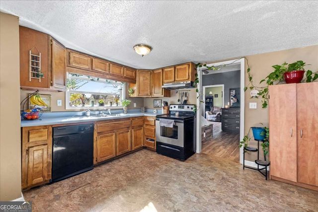 2930 Dallas Street NW, Kennesaw, GA 30144