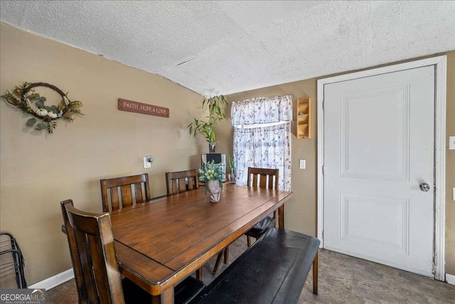 2930 Dallas Street NW, Kennesaw, GA 30144