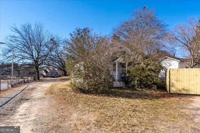 2930 Dallas Street NW, Kennesaw, GA 30144