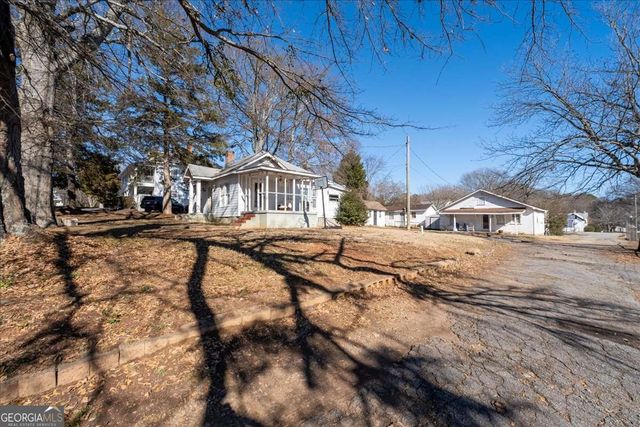 2930 Dallas Street NW, Kennesaw, GA 30144