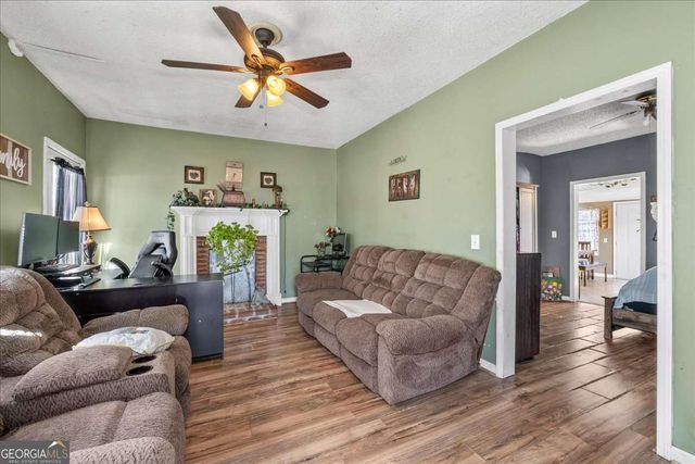2930 Dallas Street NW, Kennesaw, GA 30144