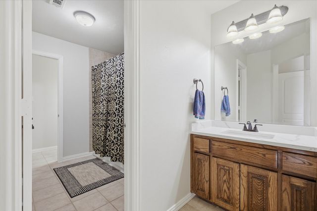 212 Matthew Avenue, Denton, TX 76210