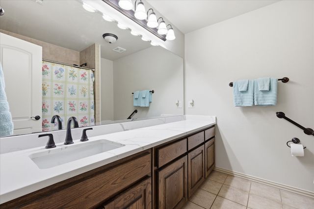 212 Matthew Avenue, Denton, TX 76210