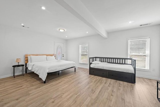 414 Charles Place, Roswell, GA 30075