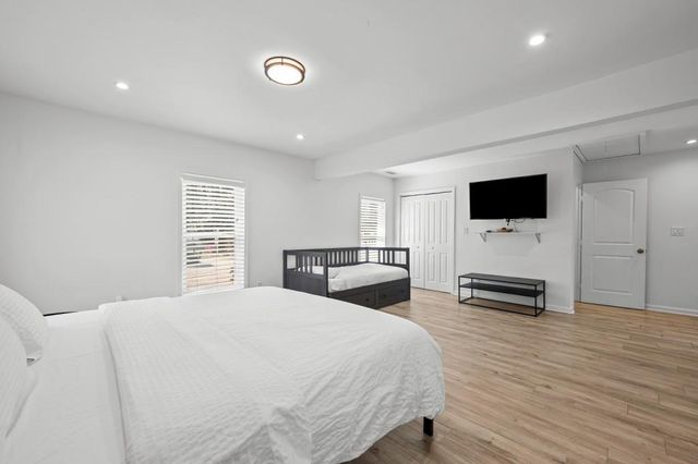 414 Charles Place, Roswell, GA 30075