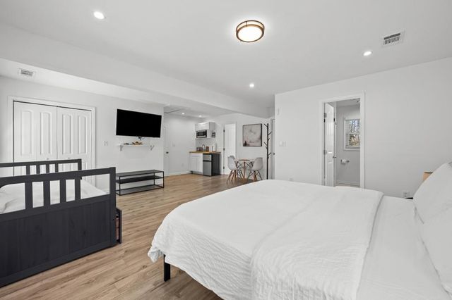 414 Charles Place, Roswell, GA 30075