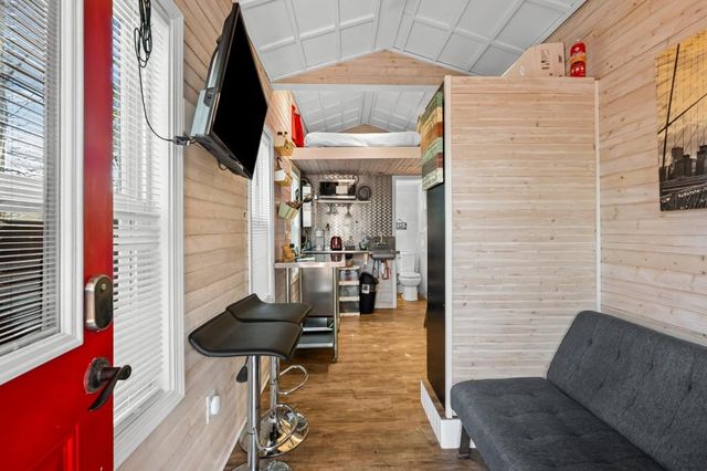 414 Charles Place, Roswell, GA 30075