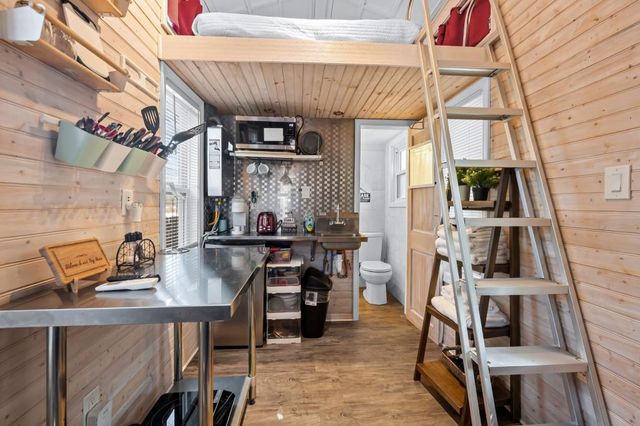 414 Charles Place, Roswell, GA 30075