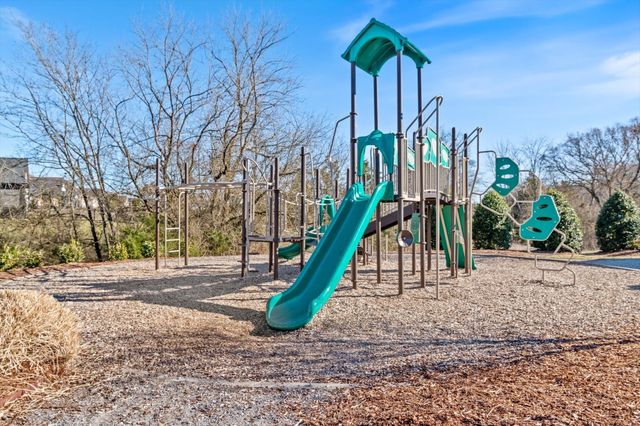 1035 Fallow Rd, Mount Juliet, TN 37122