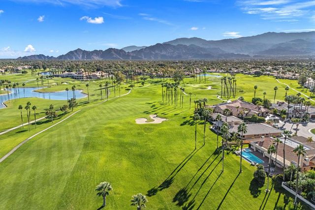 346 Crest Lake Drive, Palm Desert, CA 92211