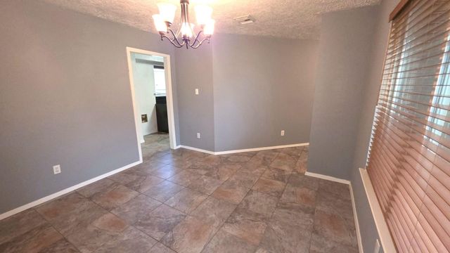 9811 Rocky Hollow Road, La Porte, TX 77571