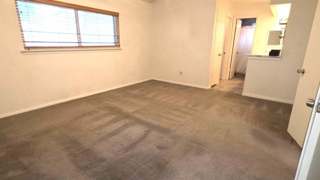 9811 Rocky Hollow Road, La Porte, TX 77571