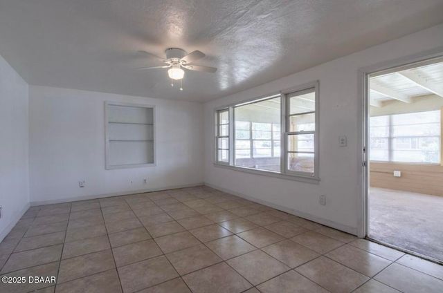 416 S Caroline Street, Daytona Beach, FL 32114
