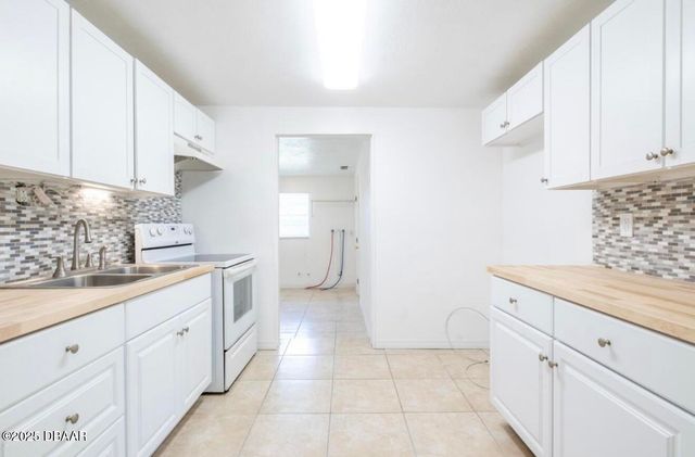 416 S Caroline Street, Daytona Beach, FL 32114