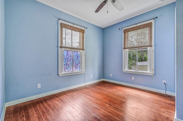 1411 26th St Street, Galveston, TX 77550