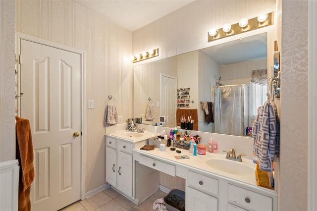 4015 Lime Creek Drive, Katy, TX 77450