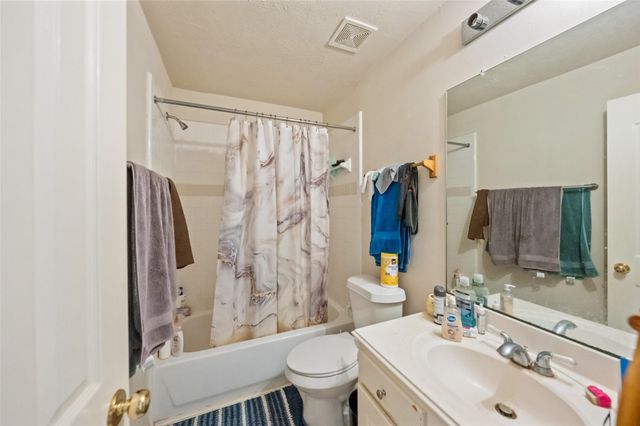 4015 Lime Creek Drive, Katy, TX 77450