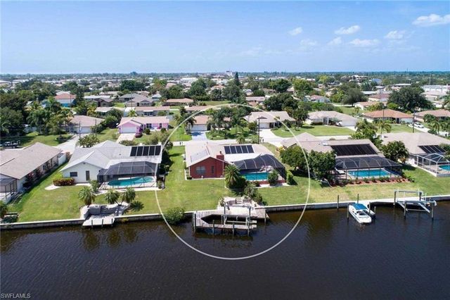 1422 SE 12th TER, Cape Coral, FL 33990