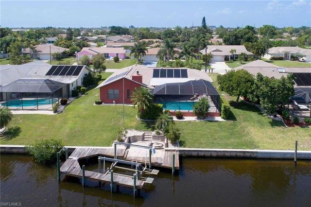 1422 SE 12th TER, Cape Coral, FL 33990
