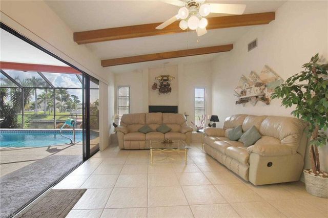 1422 SE 12th TER, Cape Coral, FL 33990