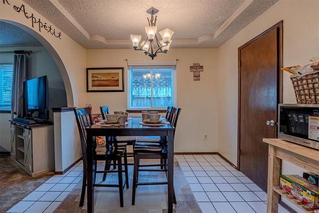 5113 Beacon Hill Road, Oklahoma City, OK 73135