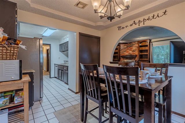 5113 Beacon Hill Road, Oklahoma City, OK 73135